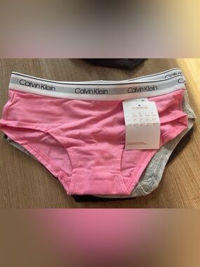 NWT Calvin Klein Kids' Pink Cotton Briefs - 3 pack medium 7/8 3 available